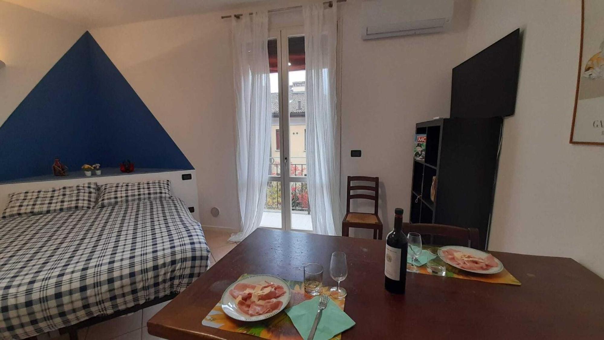 Happy Apartment - Twa Bolonya Dış mekan fotoğraf