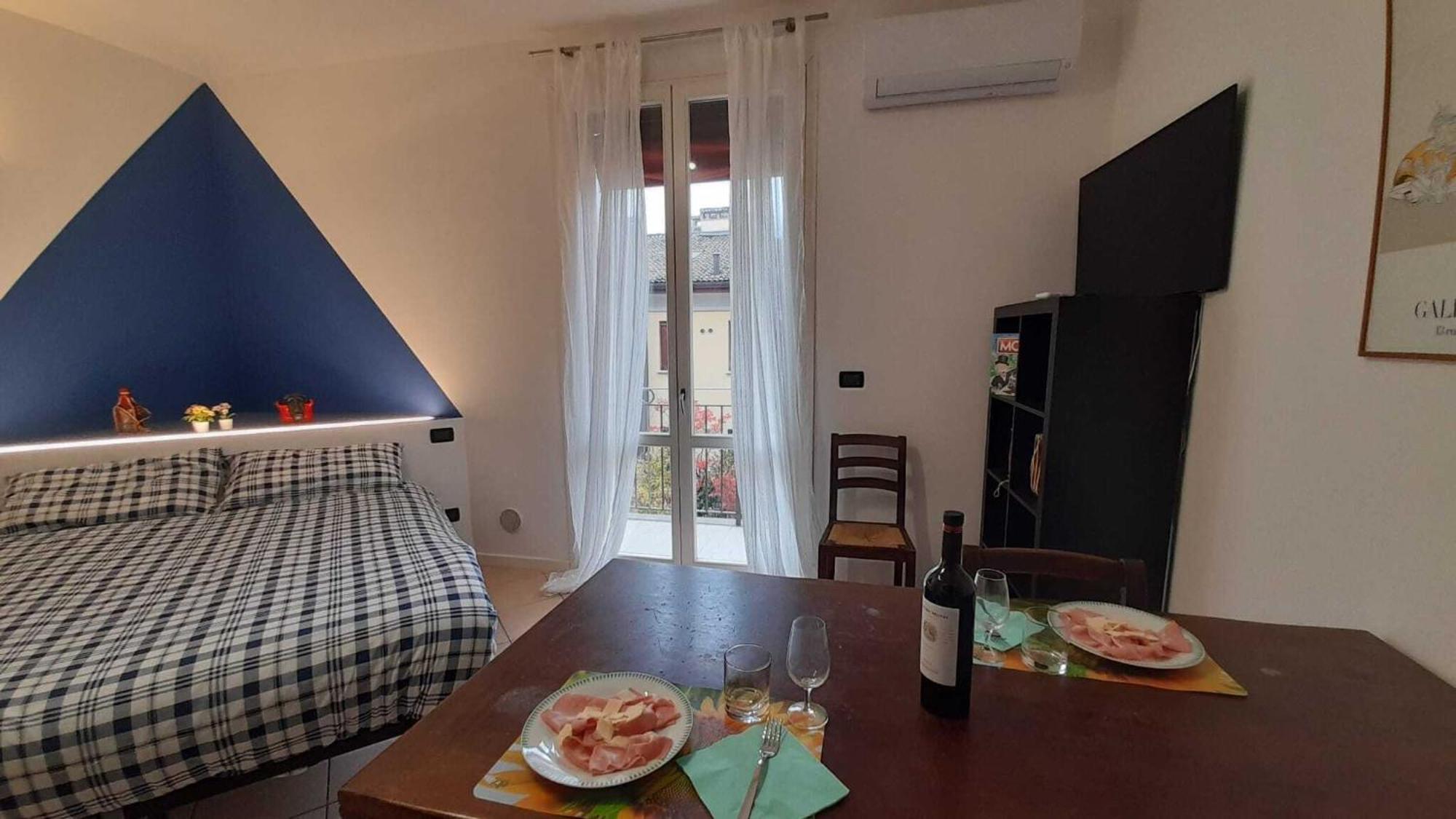 Happy Apartment - Twa Bolonya Dış mekan fotoğraf